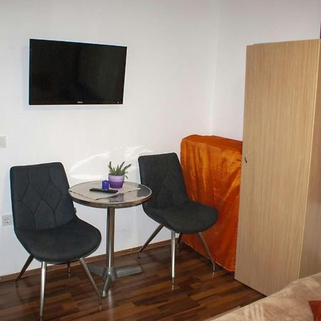 Kuca Za Odmor 6N Villa Gornje Jesenje ภายนอก รูปภาพ